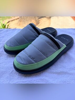Men's Quilted Slip-On Clog in Gray and Mint